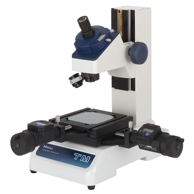 Mikroskop pomiarowy MF-B2017D w zestawie z akcesoriami MFSET02