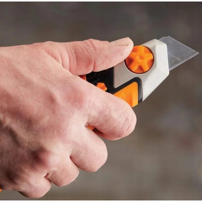 Nóż uniwersalny ze ostrzem łamanym 25mm CarbonMax